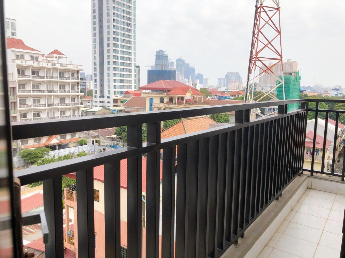 Ptas Tauch Residence Phnom Penh Exterior photo