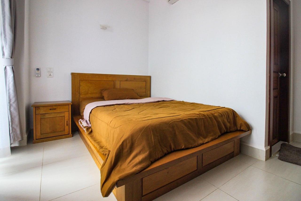 Ptas Tauch Residence Phnom Penh Exterior photo